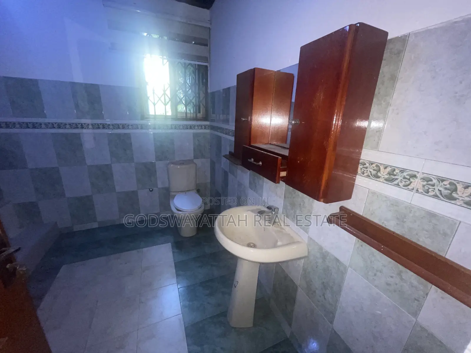 3bdrm Apartment in East Legon, Adjiriganor for rent