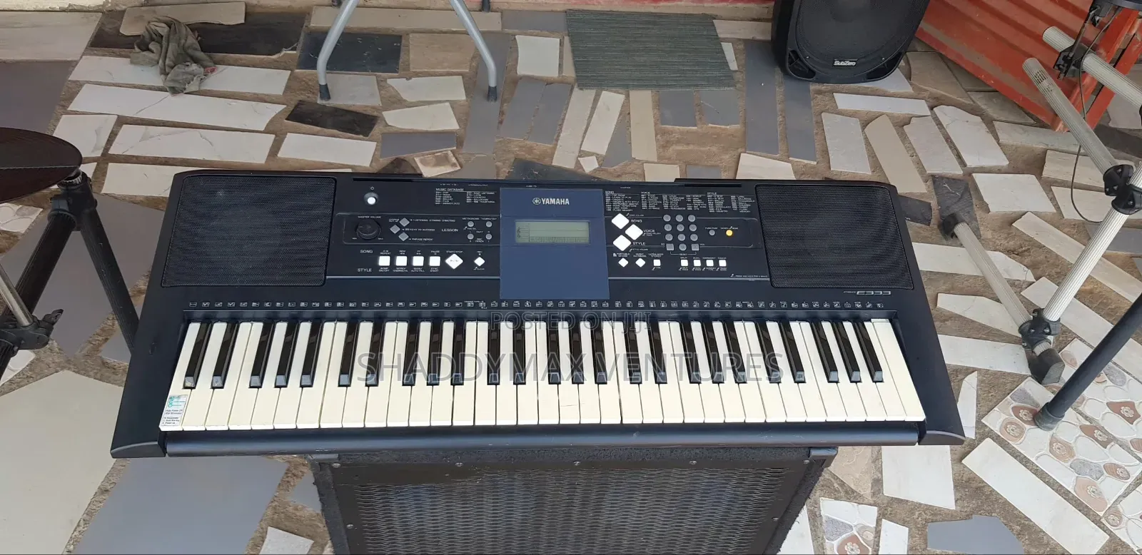 Yamaha PSR E333