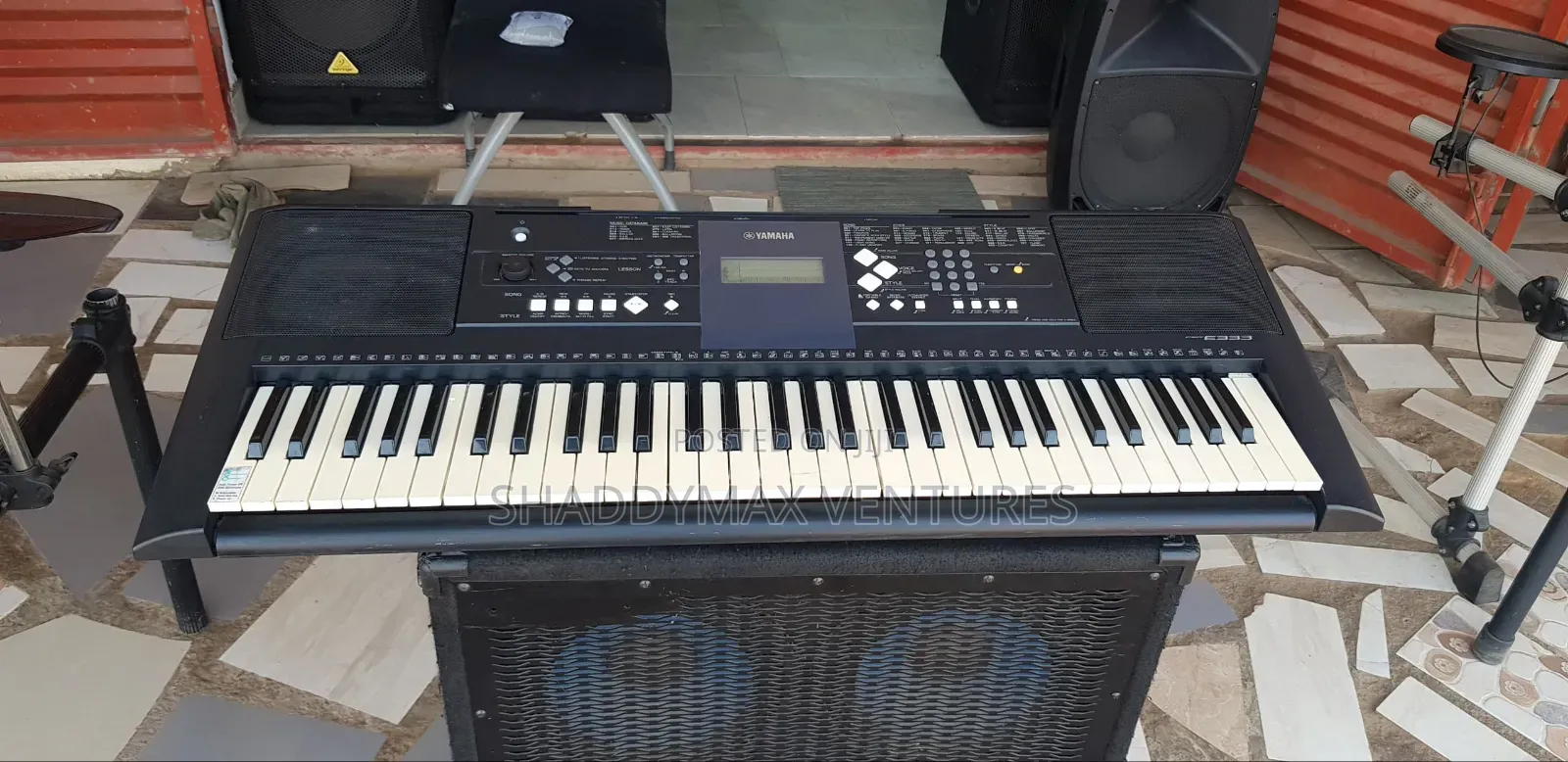 Yamaha PSR E333