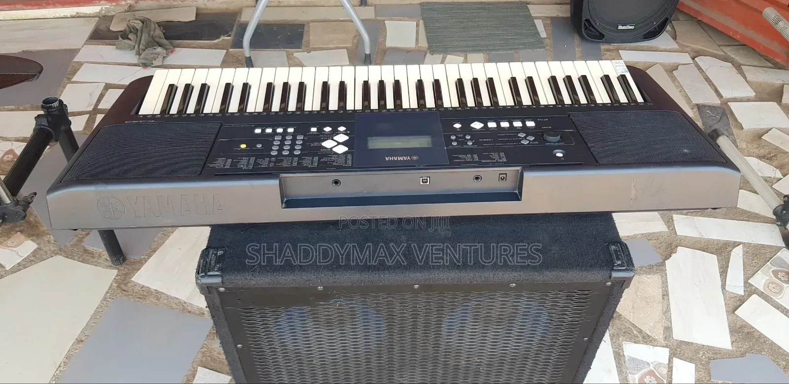 Yamaha PSR E333