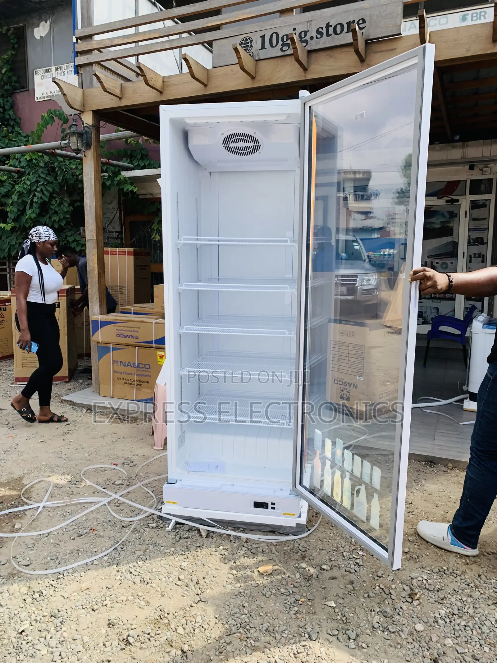 Beat Buy for Less Single Door Display Fridge Zara 600dfg