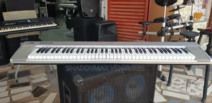 Yamaha Portable Grand Np-30