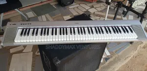 Yamaha Portable Grand Np-30