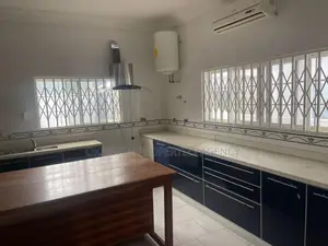 3bdrm House in Cantonments, US Embassy Area for sale