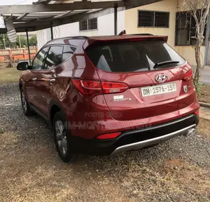 Hyundai Santa Fe 2015 Red