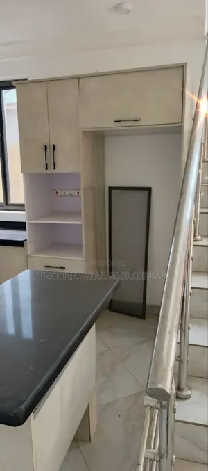 3bdrm House in Testimonial Building, East Legon for sale