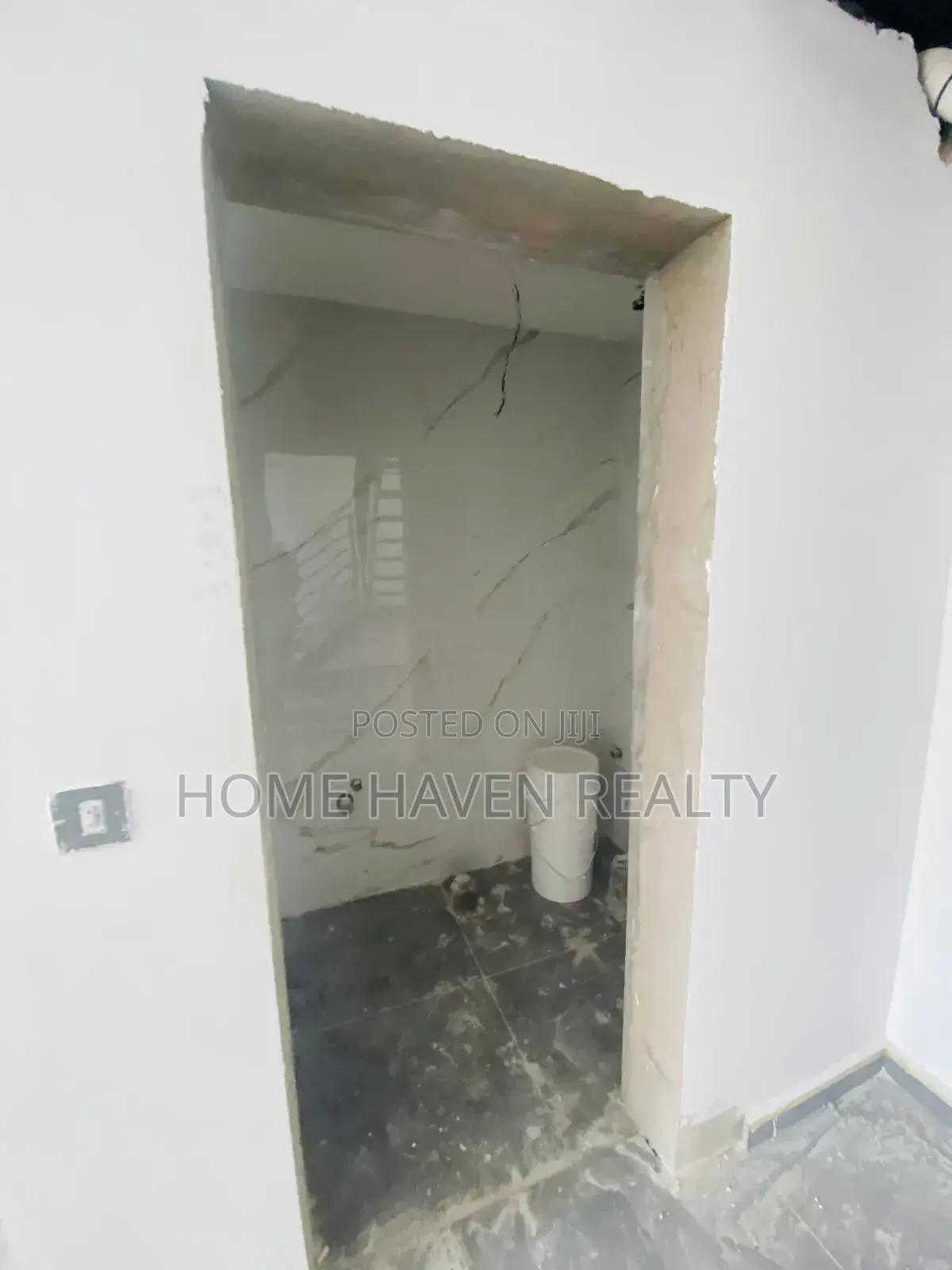 80 Square Meter Shop for Rent at Dzorwulu