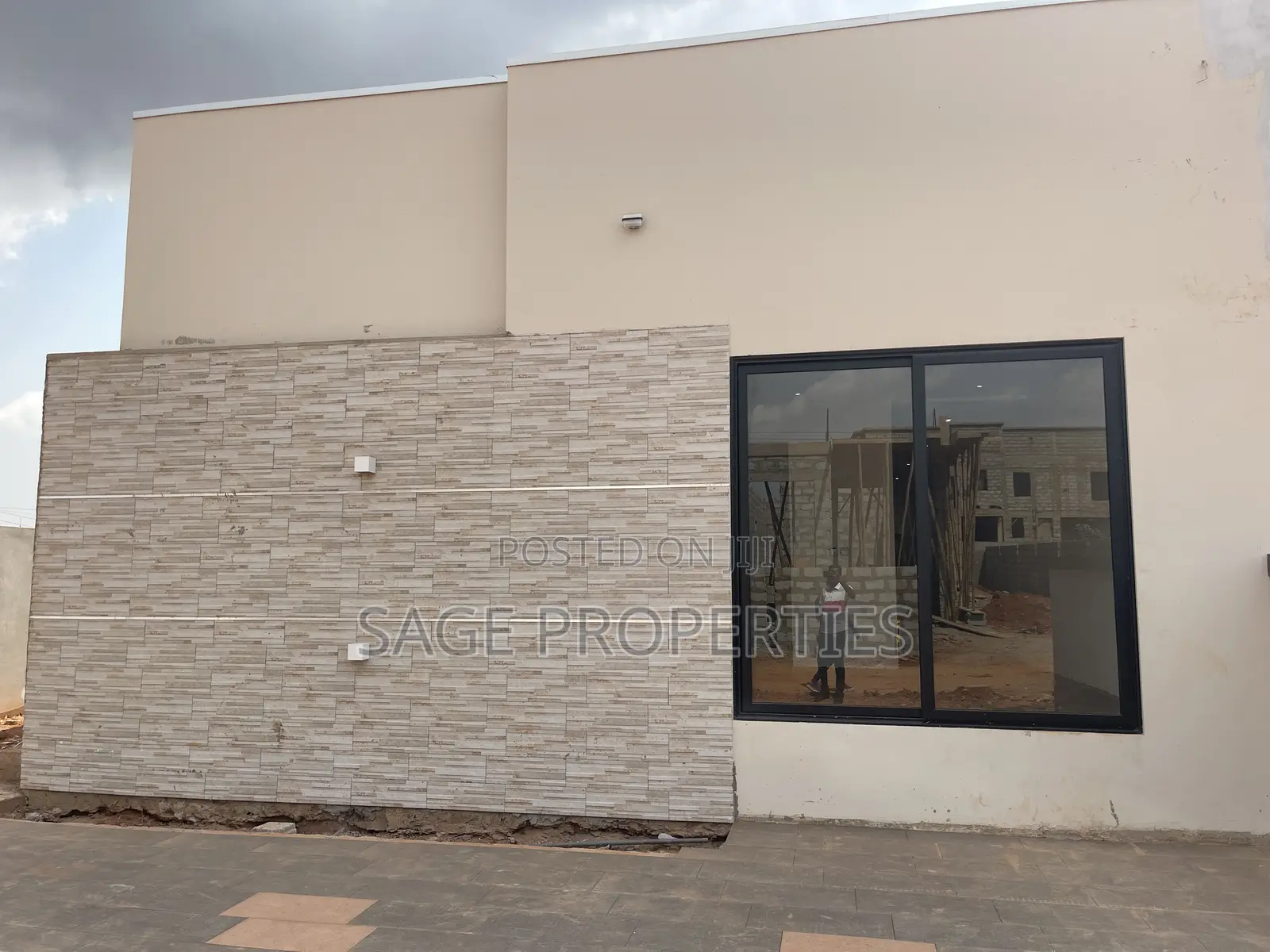 3bdrm House in Arthur'S Court, Nmai-Dzorn for sale