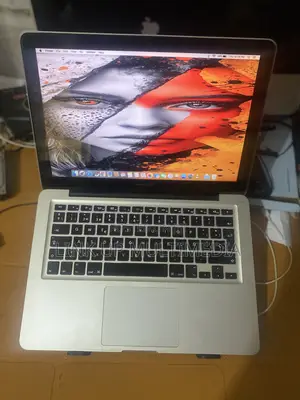 Laptop Apple MacBook Pro 2011 16GB Intel Core i5 SSD 250GB
