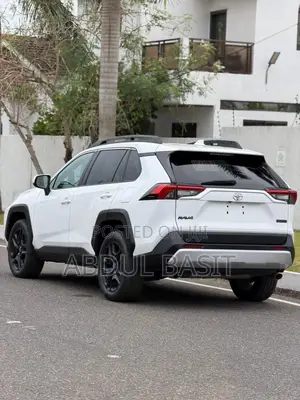 Toyota RAV4 Adventure AWD 2023 White