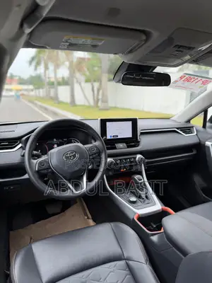 Toyota RAV4 Adventure AWD 2023 White