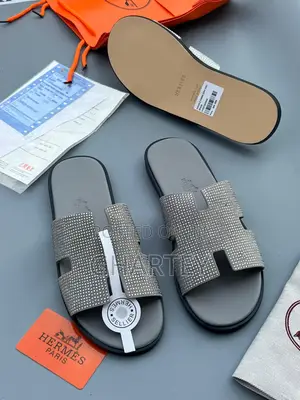 Luxury Crystal H-Slide Slippers Available in 4 Samples