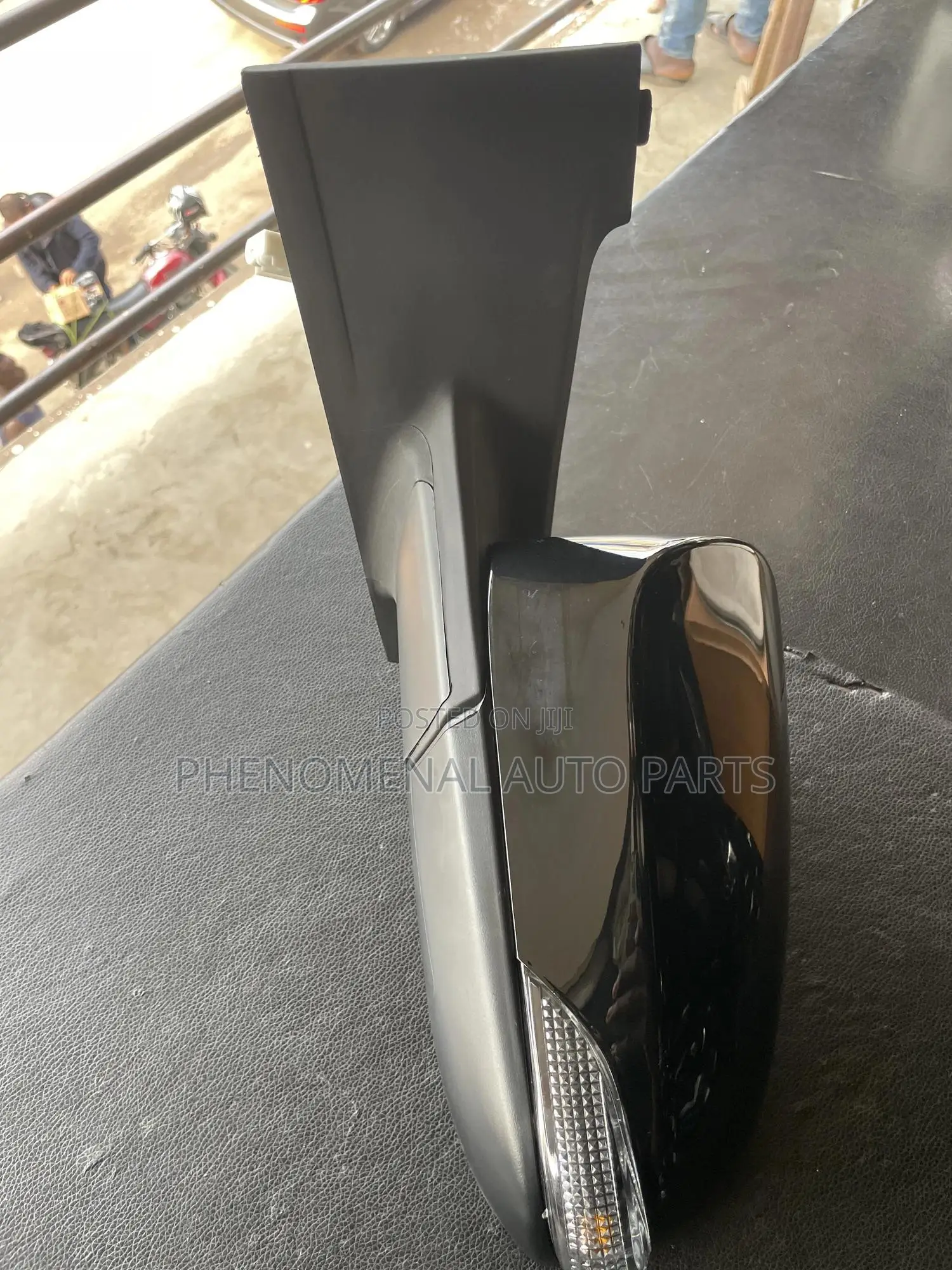 Toyota Vitz/Yaris 2013-2020 Side Mirror