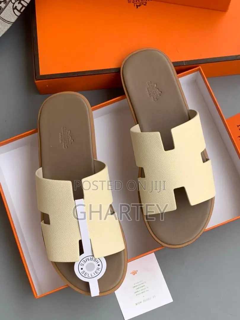 Luxury Sweet and Beautiful Colors Men’S Quality Slippers.