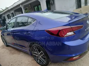 Hyundai Elantra Sport 2020 Blue