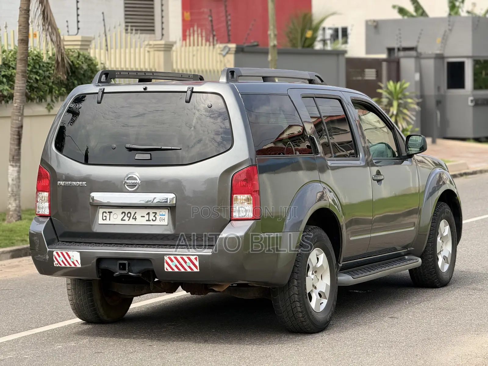 Nissan Pathfinder LE 4x4 2008 Gray