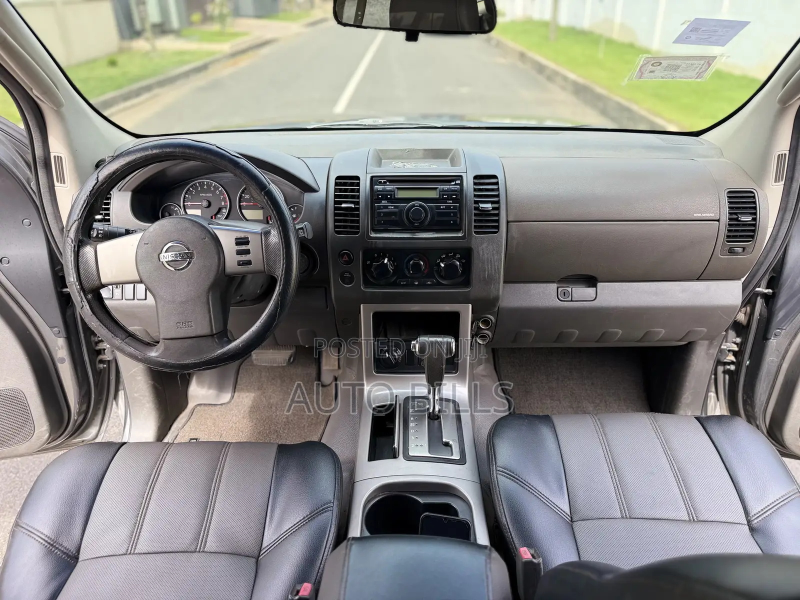 Nissan Pathfinder LE 4x4 2008 Gray