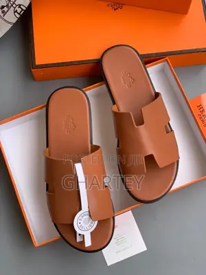 Hermes Men’S Leather Slippers Brown