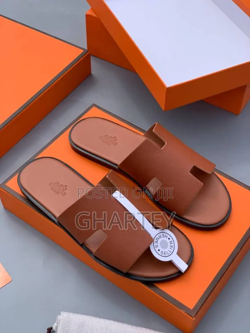 Hermes Men’S Leather Slippers Brown