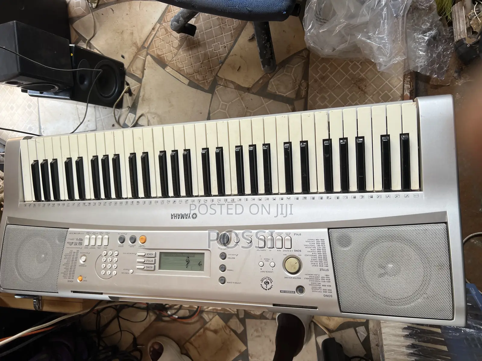 Yamaha PSR E303 From Uk