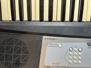 Yamaha PSR E203 From Uk