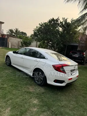 Honda Civic EX-L Sedan 2018 White