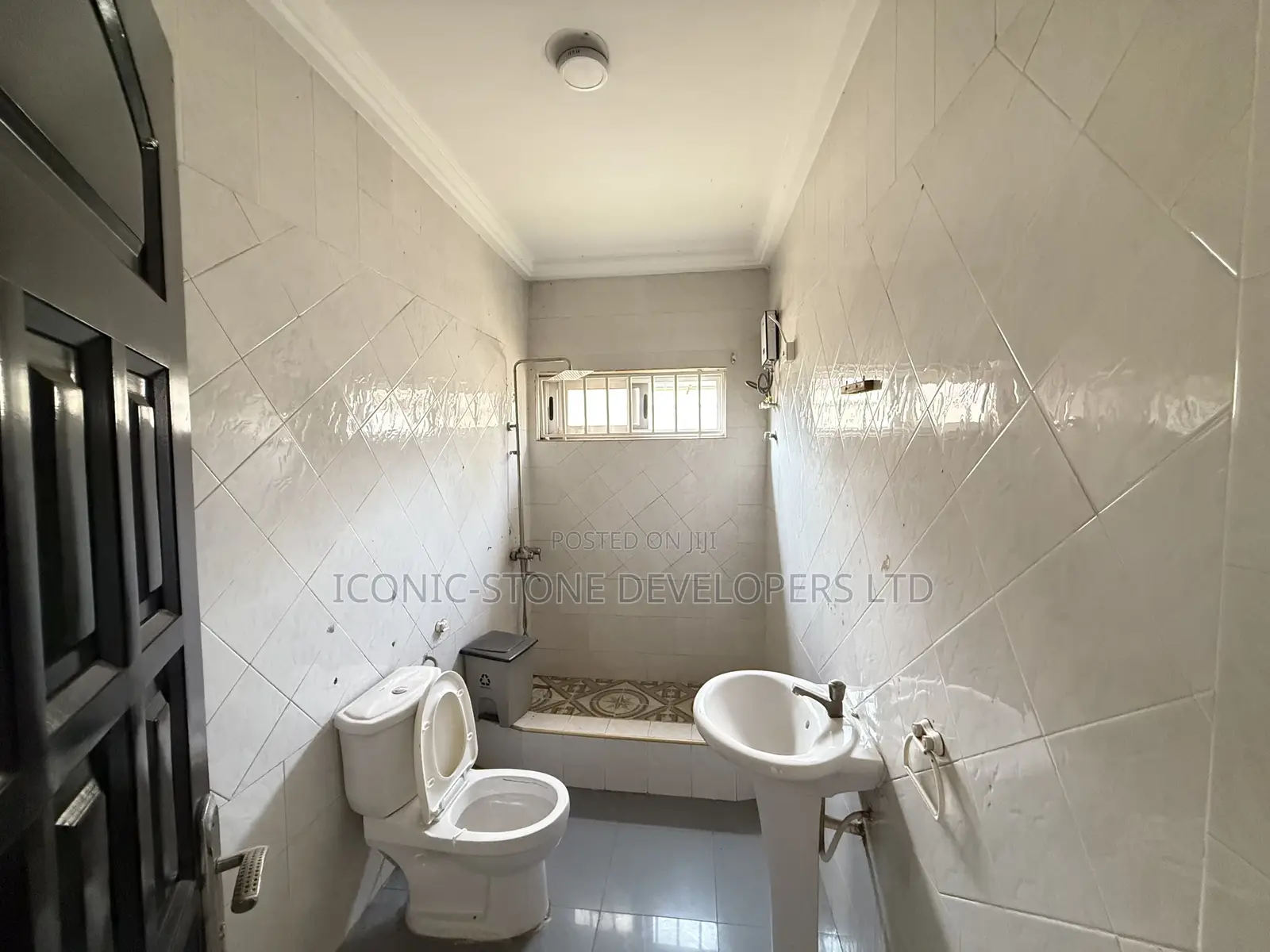 3bdrm House in Adjiringanor, East Legon for rent