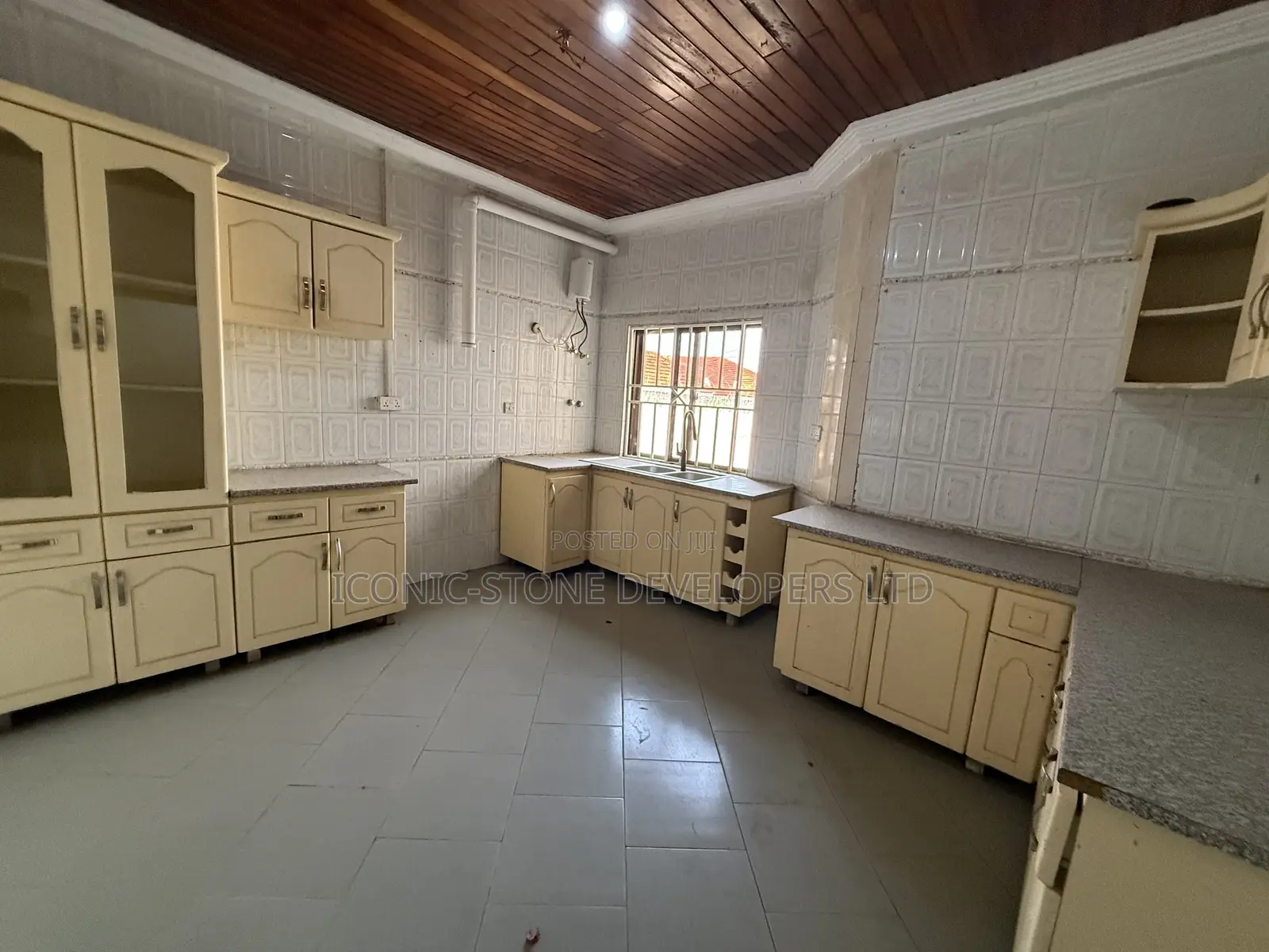 3bdrm House in Adjiringanor, East Legon for rent