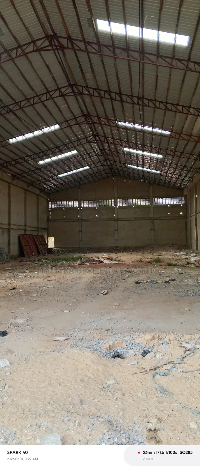 1200 SQM Warehouse for Rent at East Airport Spintex.