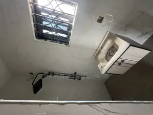3bdrm Apartment in Mr Justice Estate, Old Barrier for rent