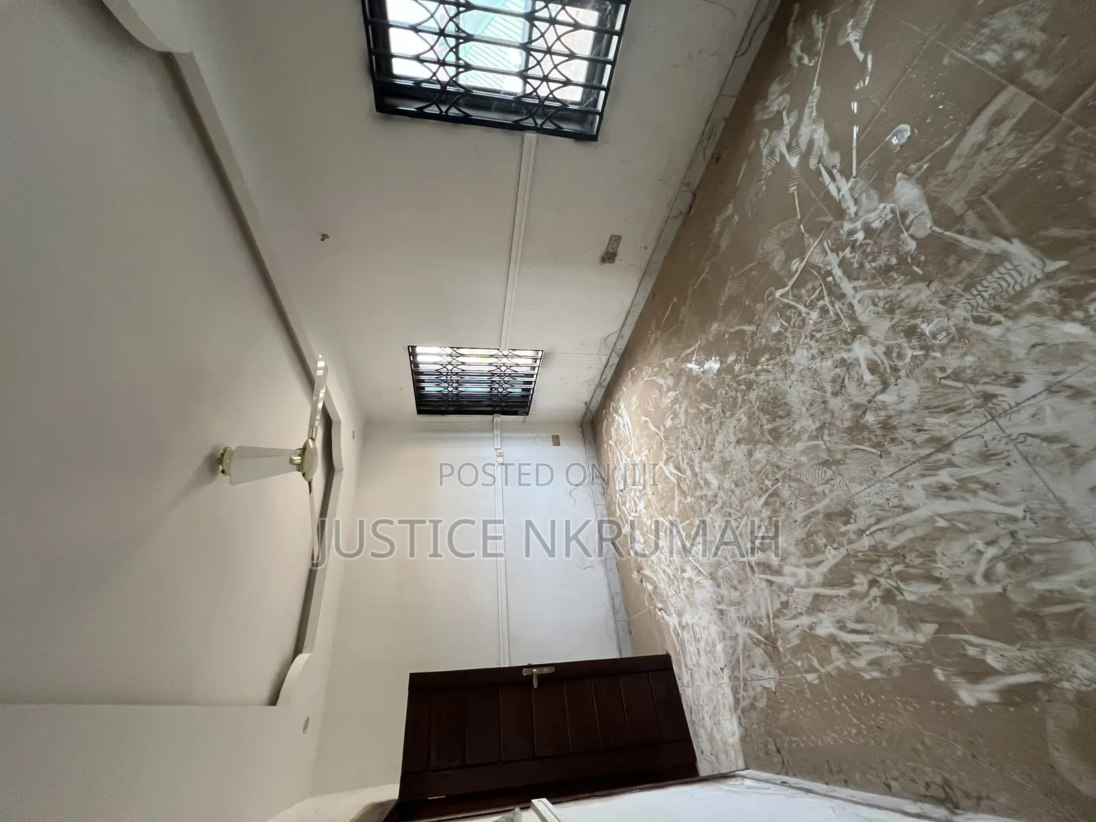 3bdrm Apartment in Mr Justice Estate, Old Barrier for rent
