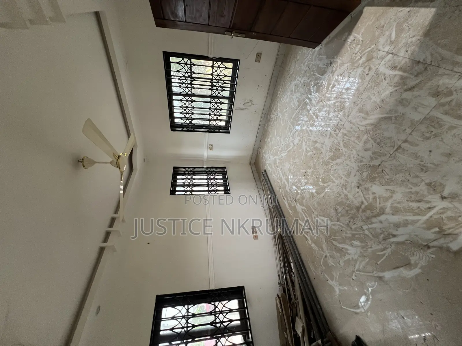 3bdrm Apartment in Mr Justice Estate, Old Barrier for rent
