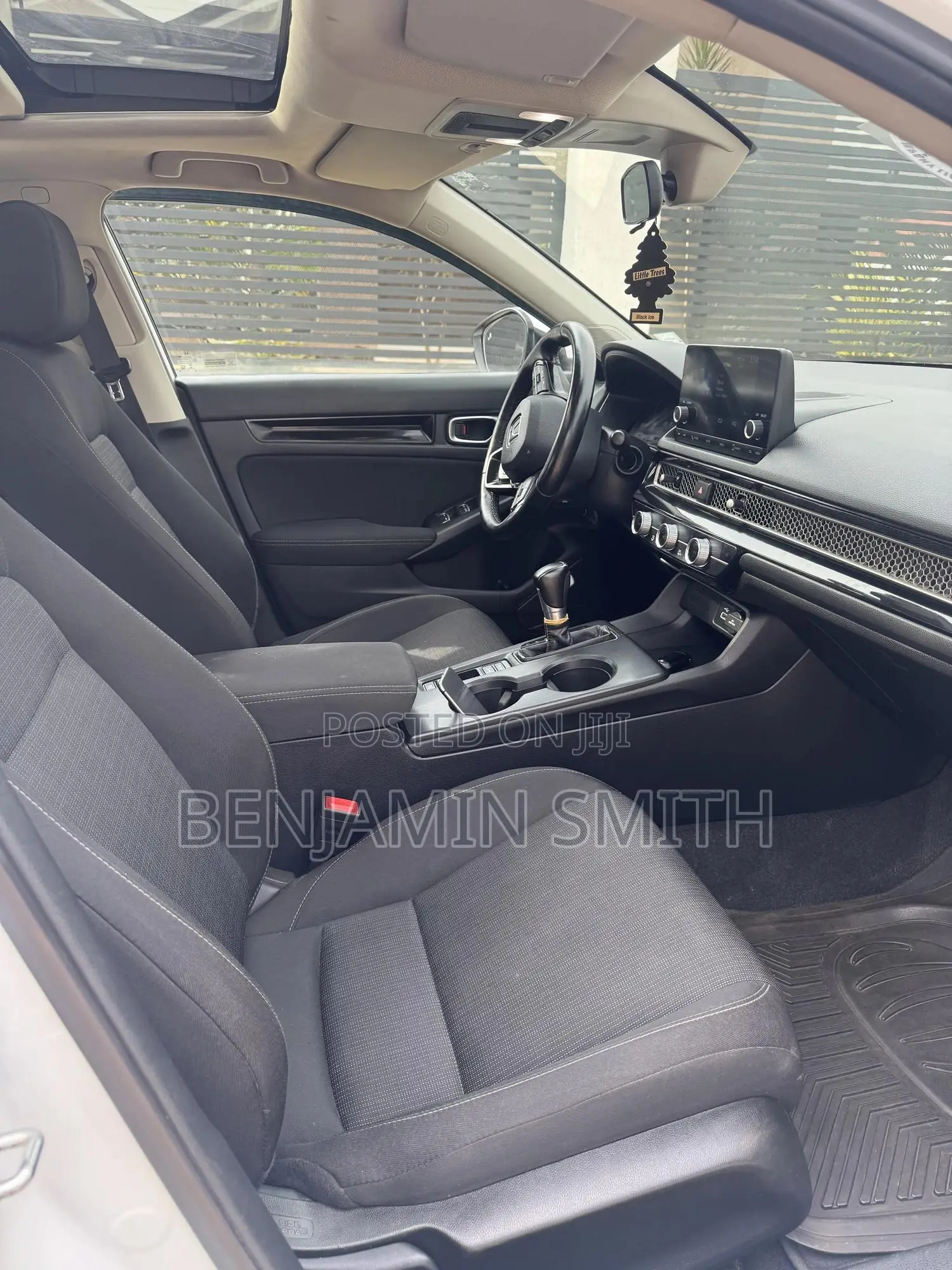 Honda Civic EX 2022 White