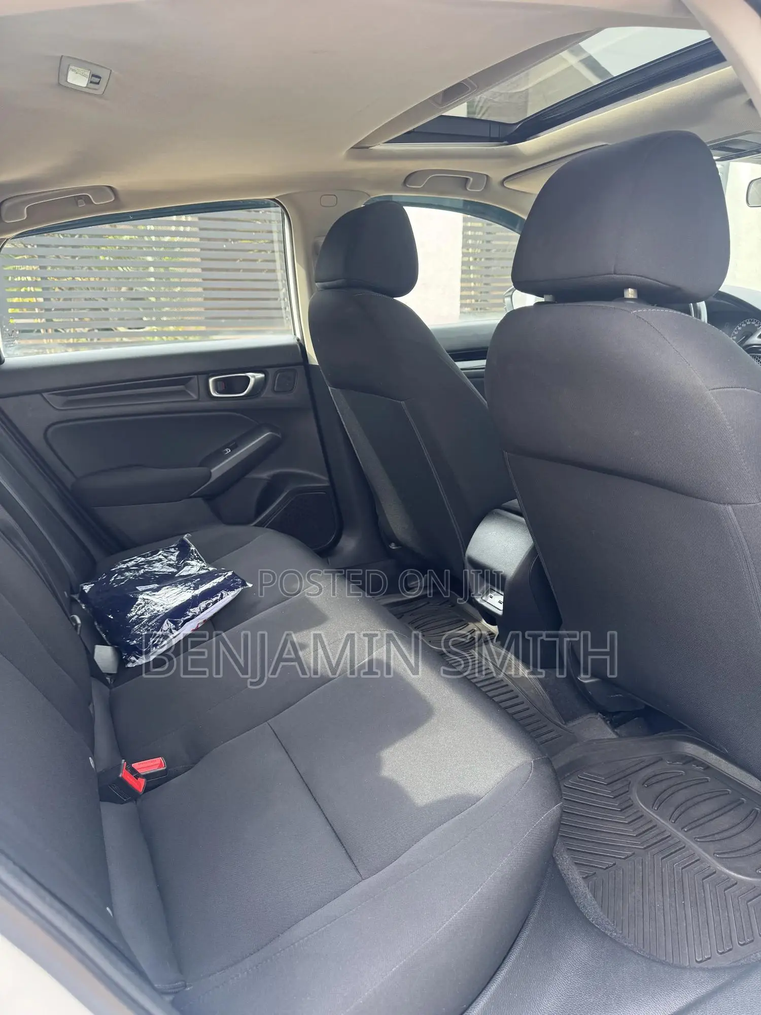 Honda Civic EX 2022 White