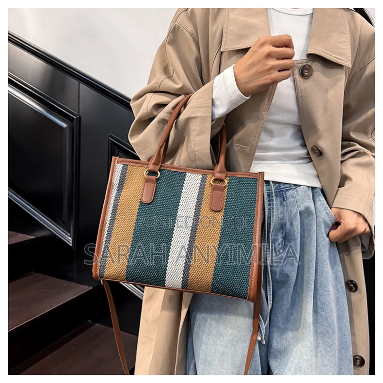 Elegant Handle Bag With Straps
