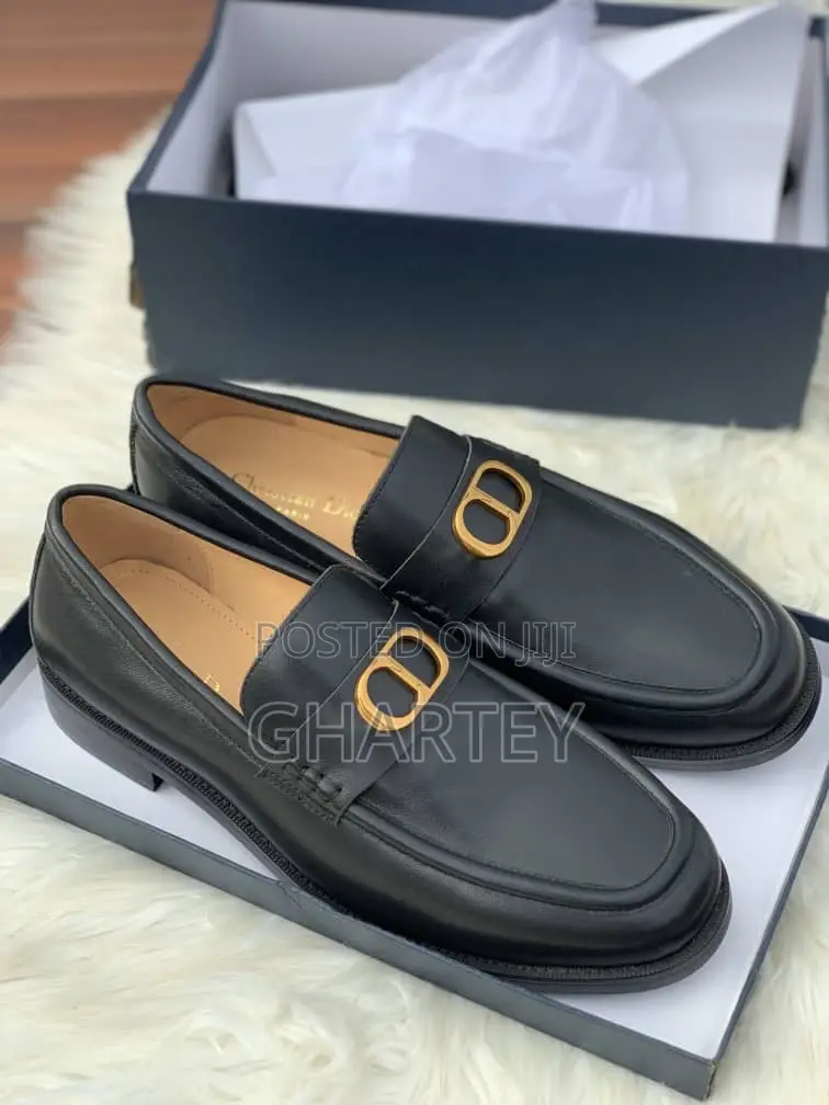 Christian Dior Quality Elegant Men’S Leather Loafers With Gold Accent