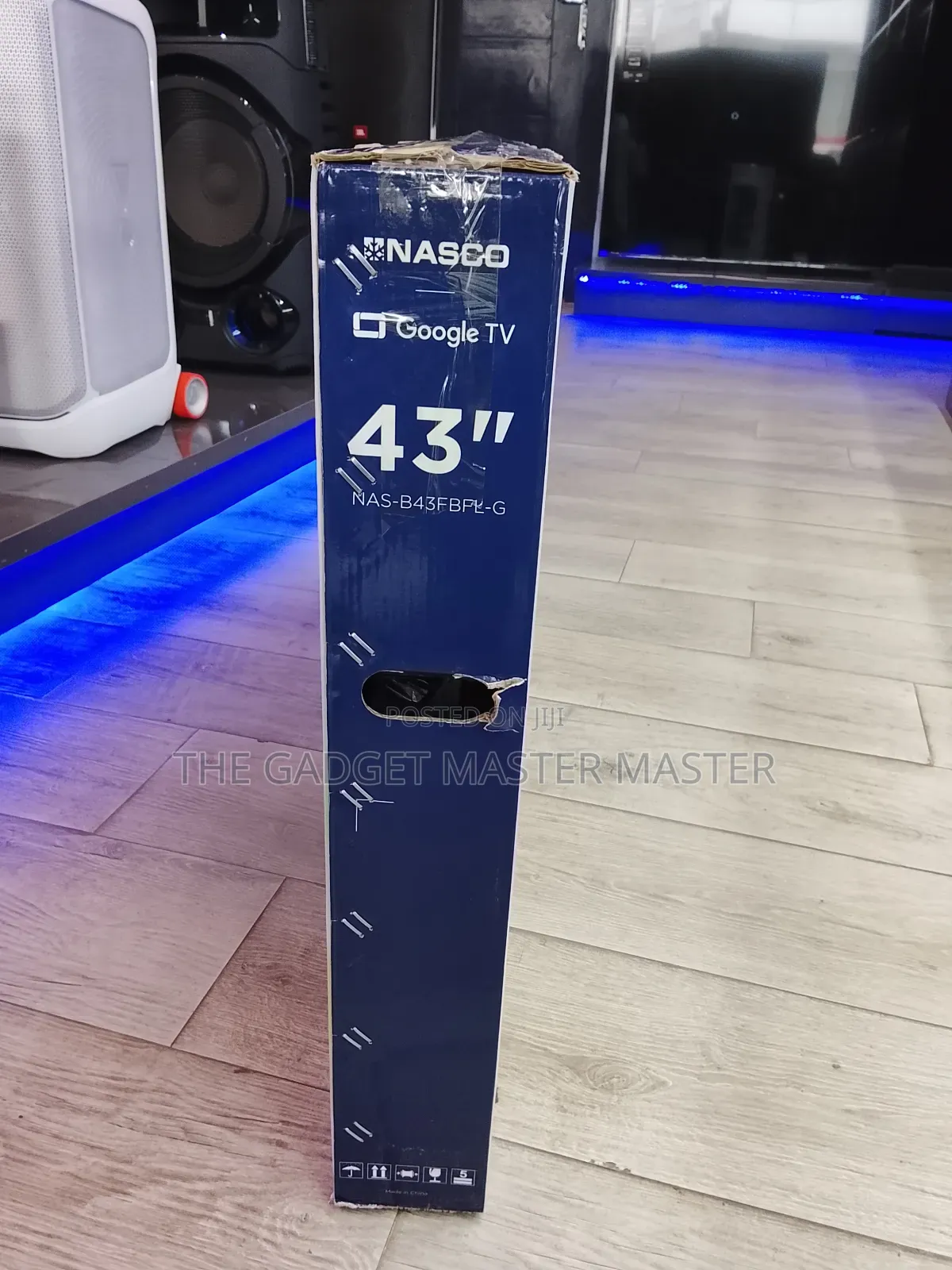 Nasco 43" Smart Tv