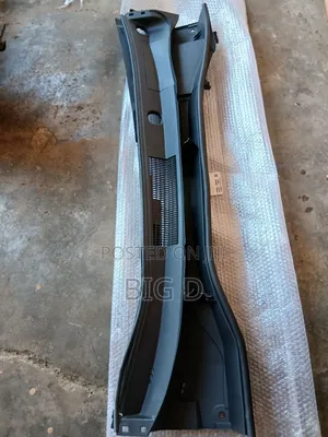 Toyota Corolla Cross 2020 Wiper Panel