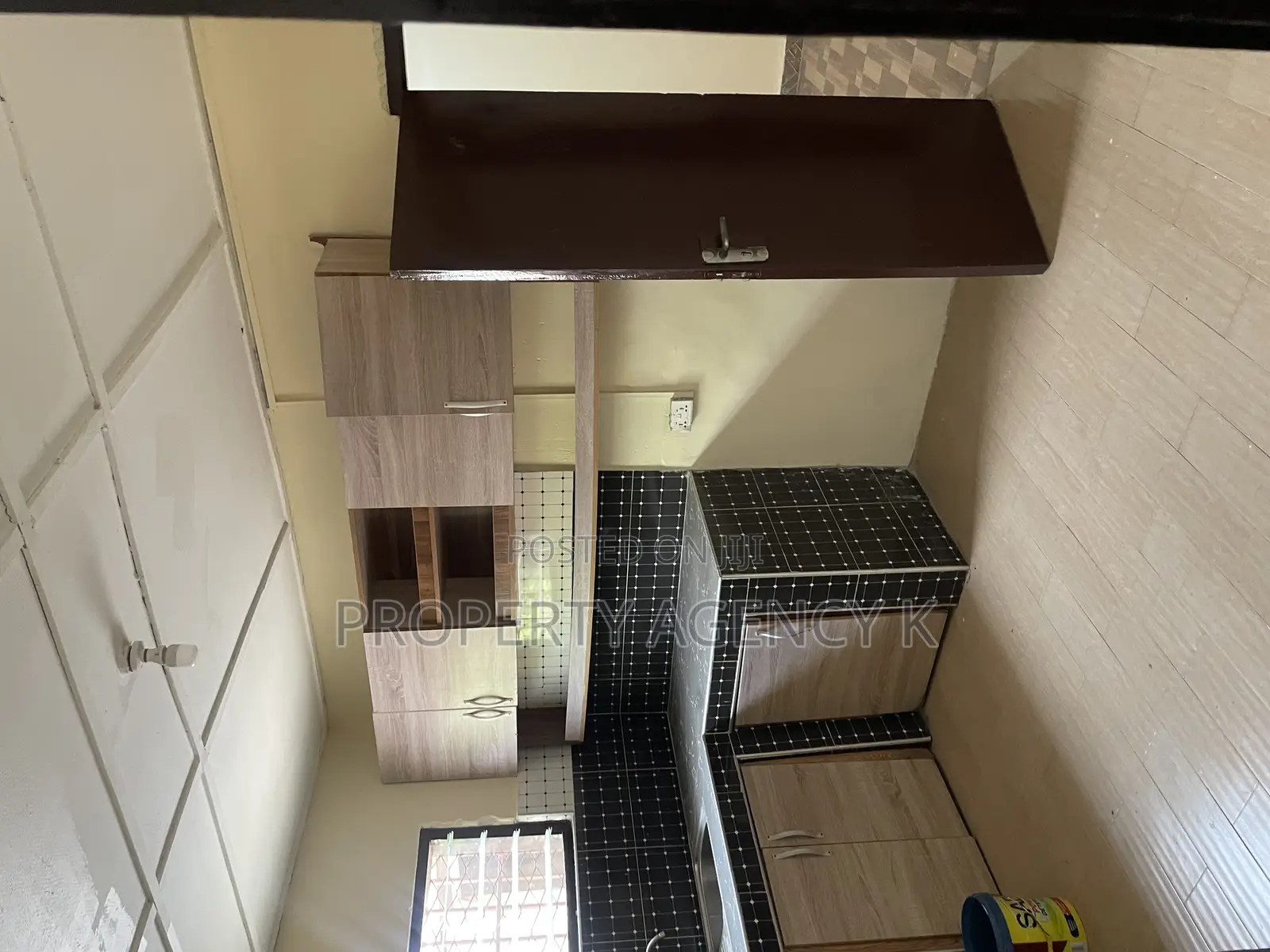 1bdrm Apartment in Kfs, Dansoman for rent