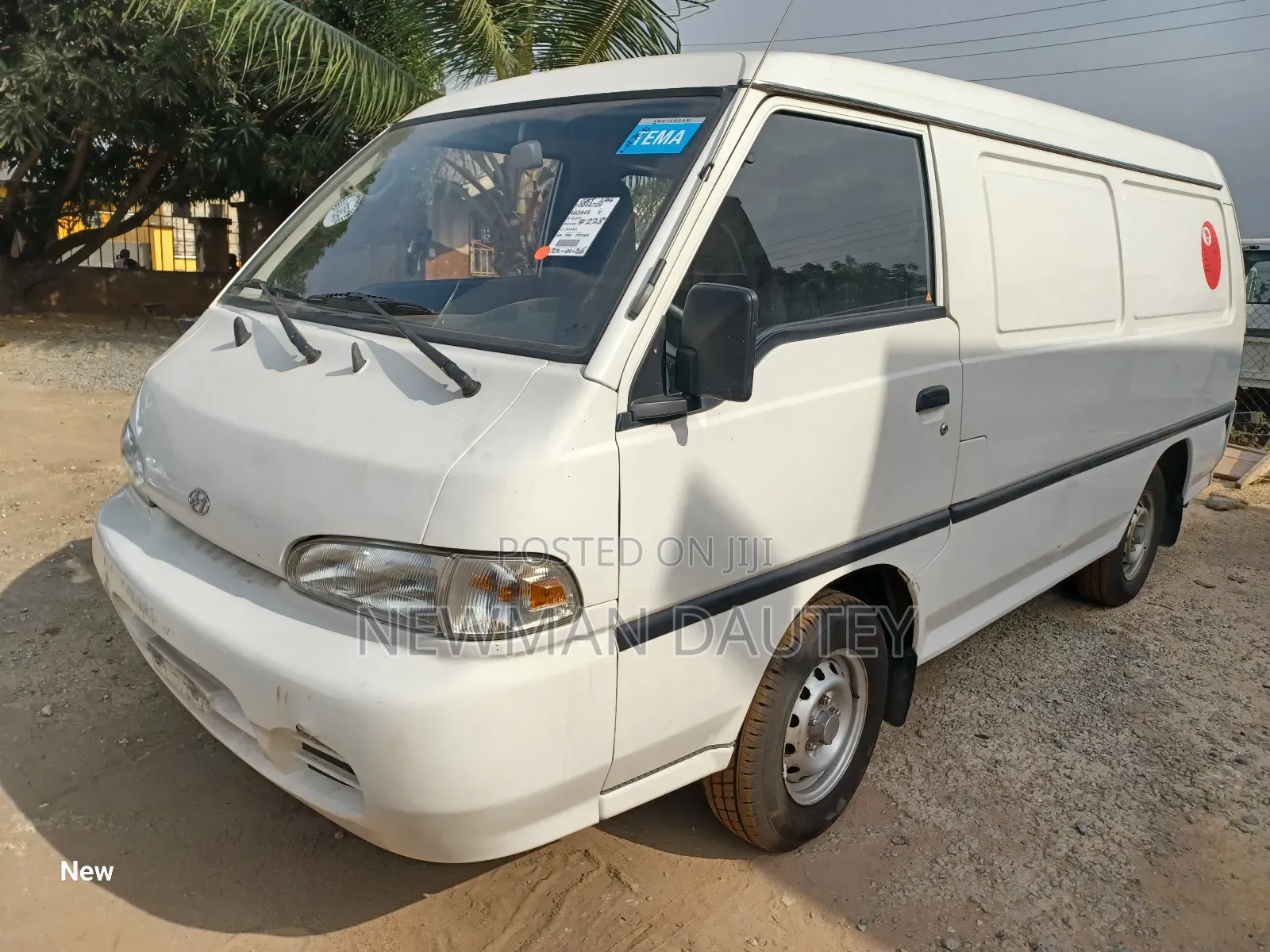 Hyundai H-100 2000 White
