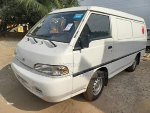 Hyundai H-100 2000 White