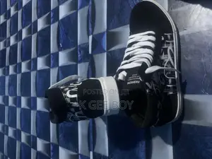 Original Sakteobard Shoe