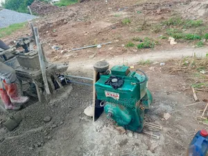 Block Machine Operator