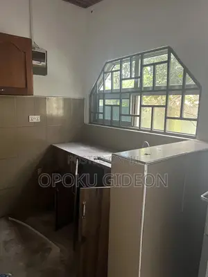 1bdrm Room & Parlour in Ablekuma for rent