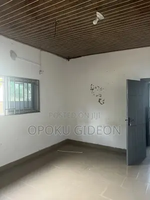 1bdrm Room & Parlour in Ablekuma for rent