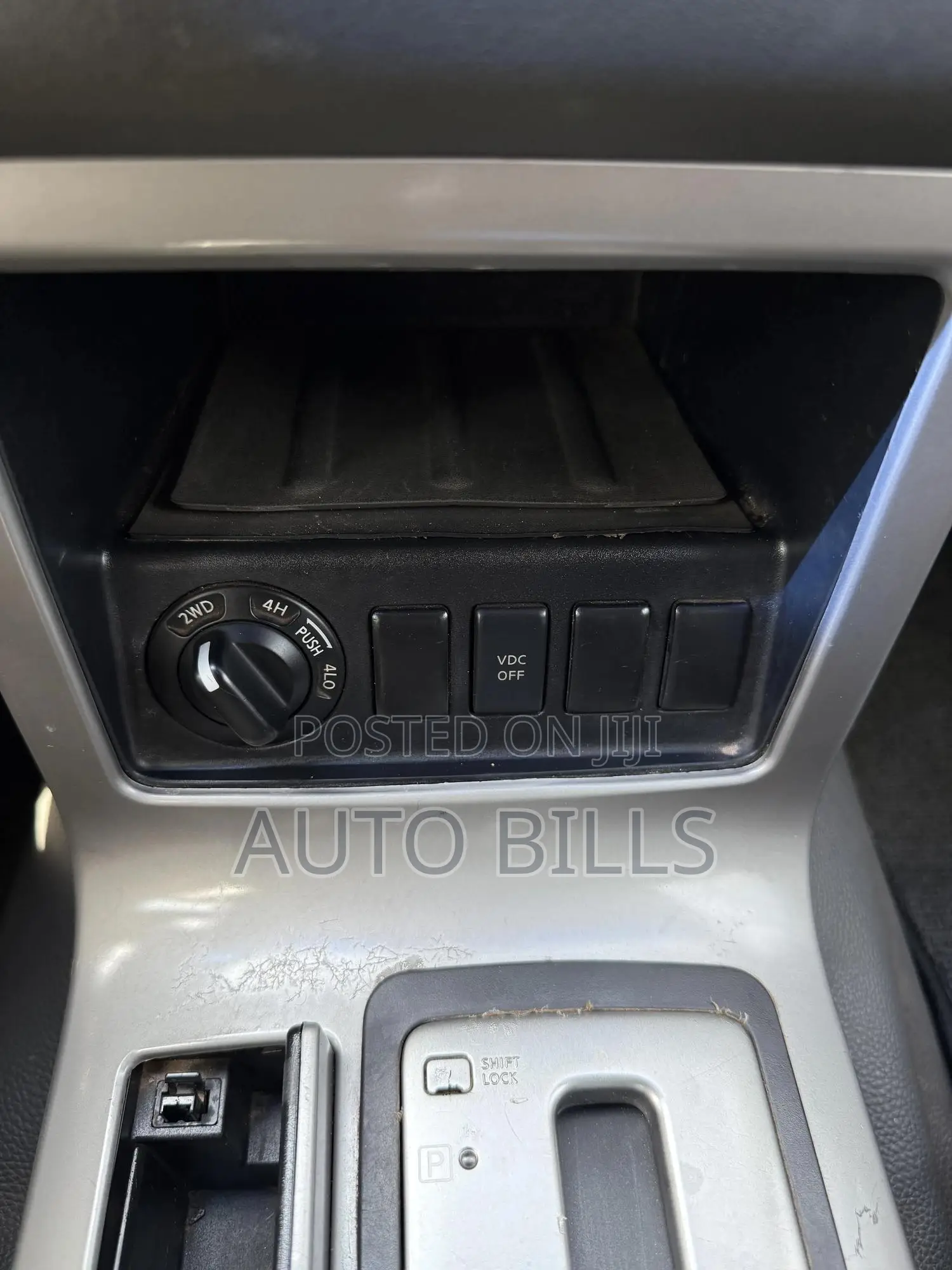 Nissan Pathfinder LE 4x4 2008 Gray