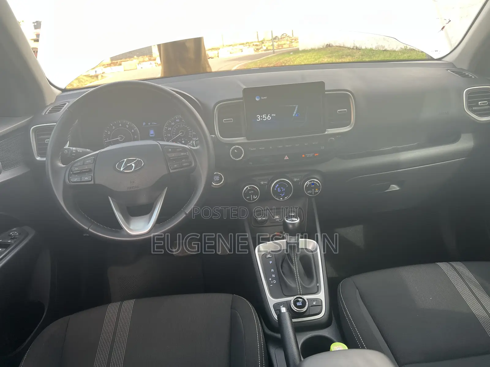 Hyundai Venue 2021 Silver