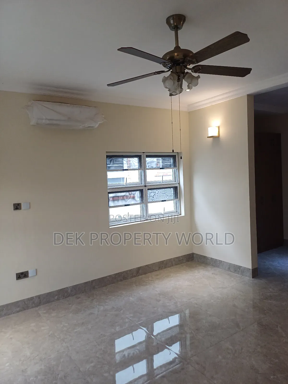 5bdrm Duplex in Adjiriganor for sale