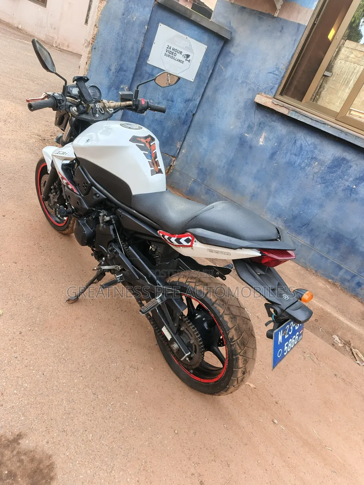 Yamaha 2012 White