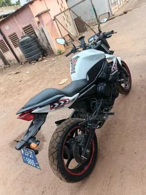 Yamaha 2012 White